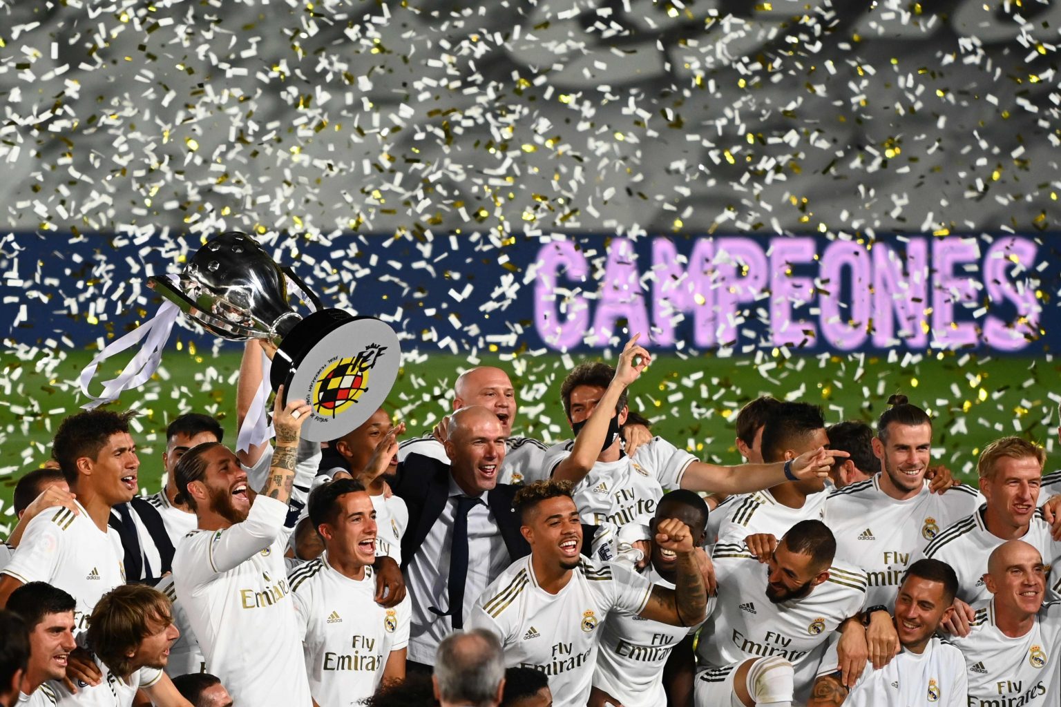ريال مدريد بطلًا للدوري الاسباني للمرة 34 في تاريخه
