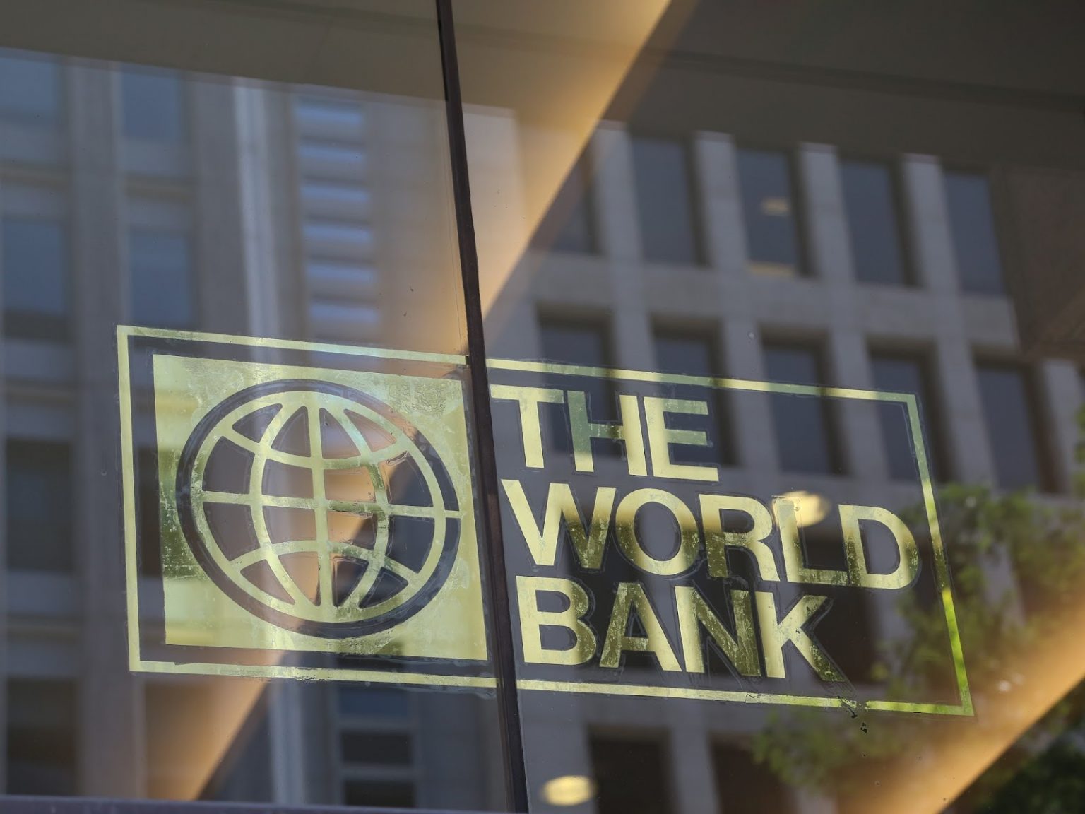 البنك الدولي يدعو لتخفيض الديون للدول الأكثر فقرًا لتخفيف عواقب الوباء